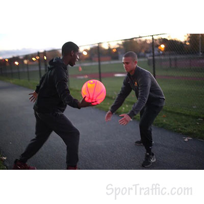 KANJAM šviečiantis LED krepšinio kamuolys atostogoms